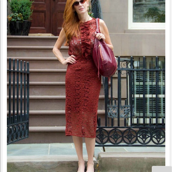 3/$30 NWT Zara brick red lace pencil Skirt - Picture 3 of 7